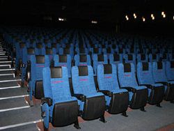 В американских кинотеатрах расширят кресла